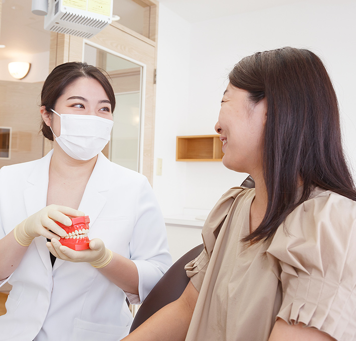 最適な歯科医療を通して、地域の皆様の笑顔をお守りします。落合南長崎駅より徒歩3分。各専門分野のドクターが在籍し、幅広い症例に対応しております。