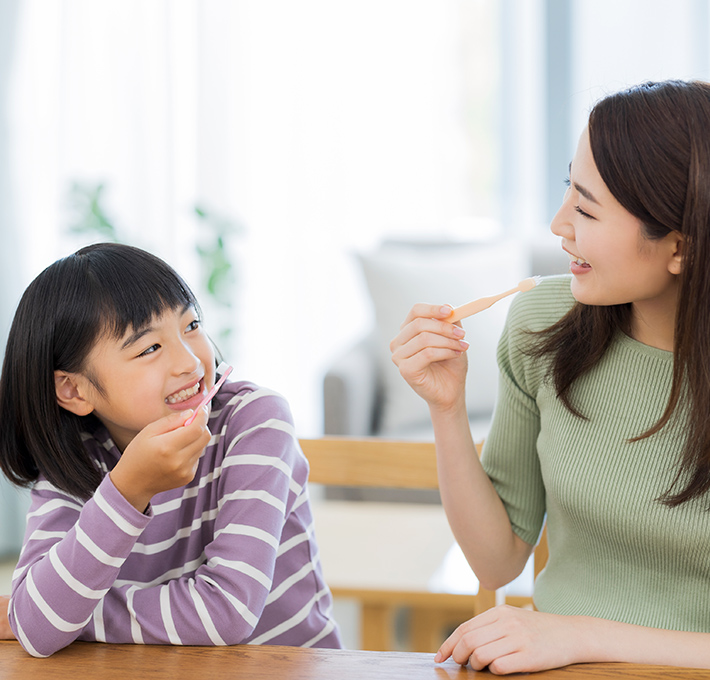 最適な歯科医療を通して、地域の皆様の笑顔をお守りします。落合南長崎駅より徒歩3分。各専門分野のドクターが在籍し、幅広い症例に対応しております。